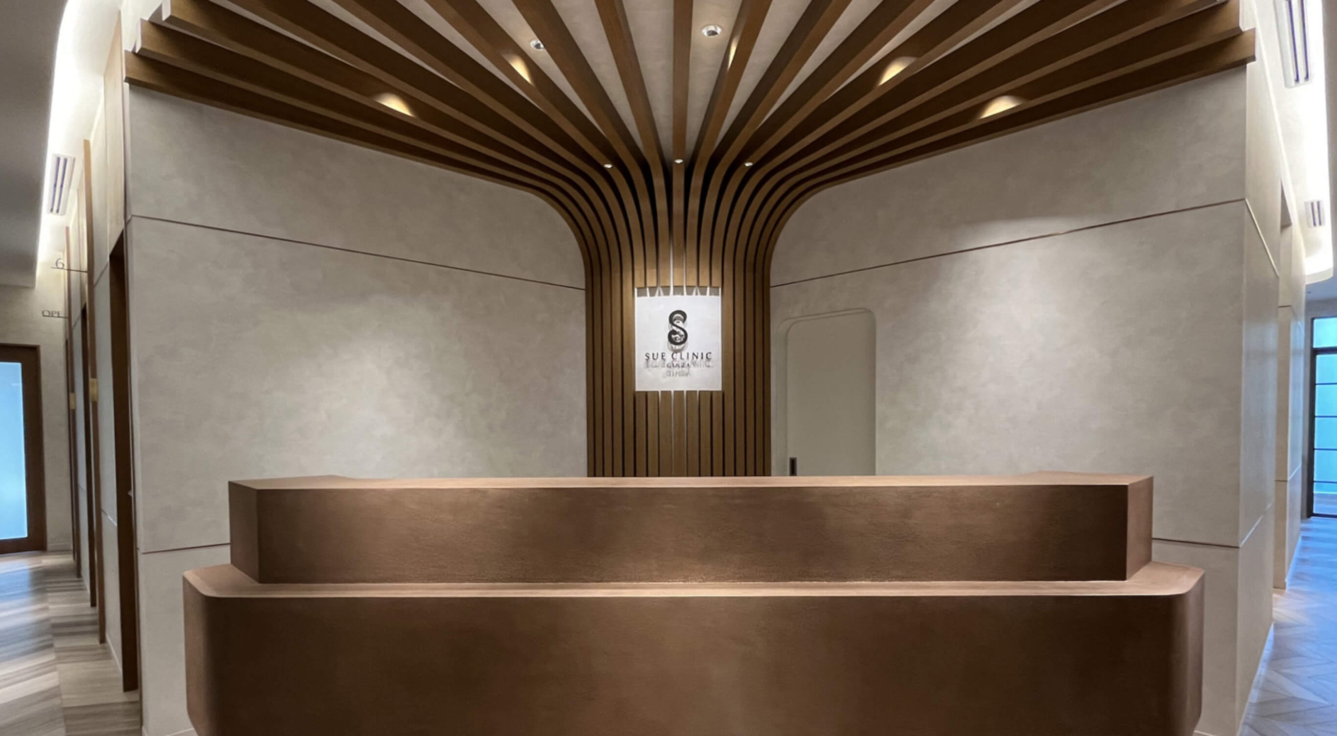 SUEクリニックの院内 受付
